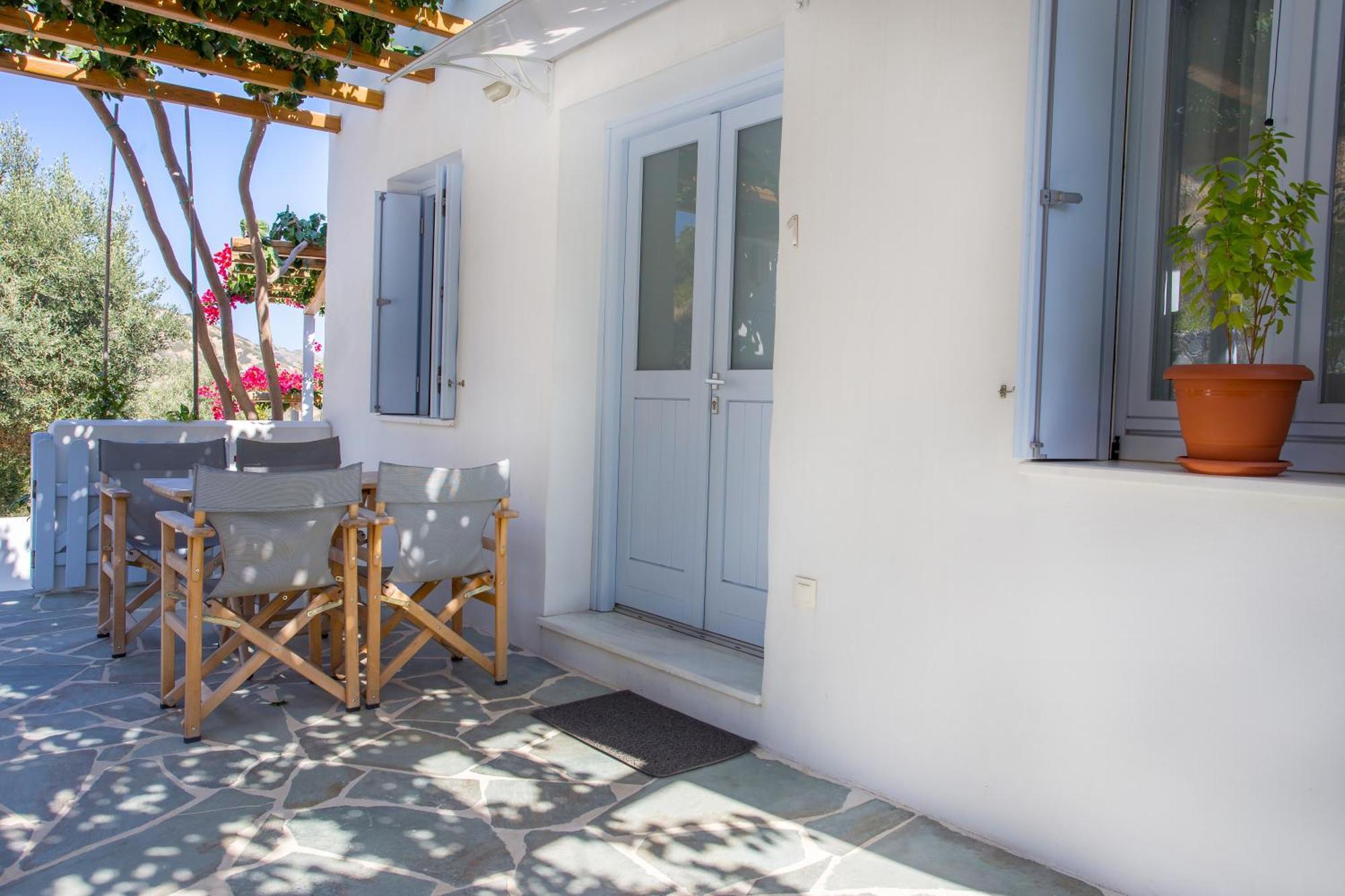 Amphitrite Apartments İskiri Dış mekan fotoğraf