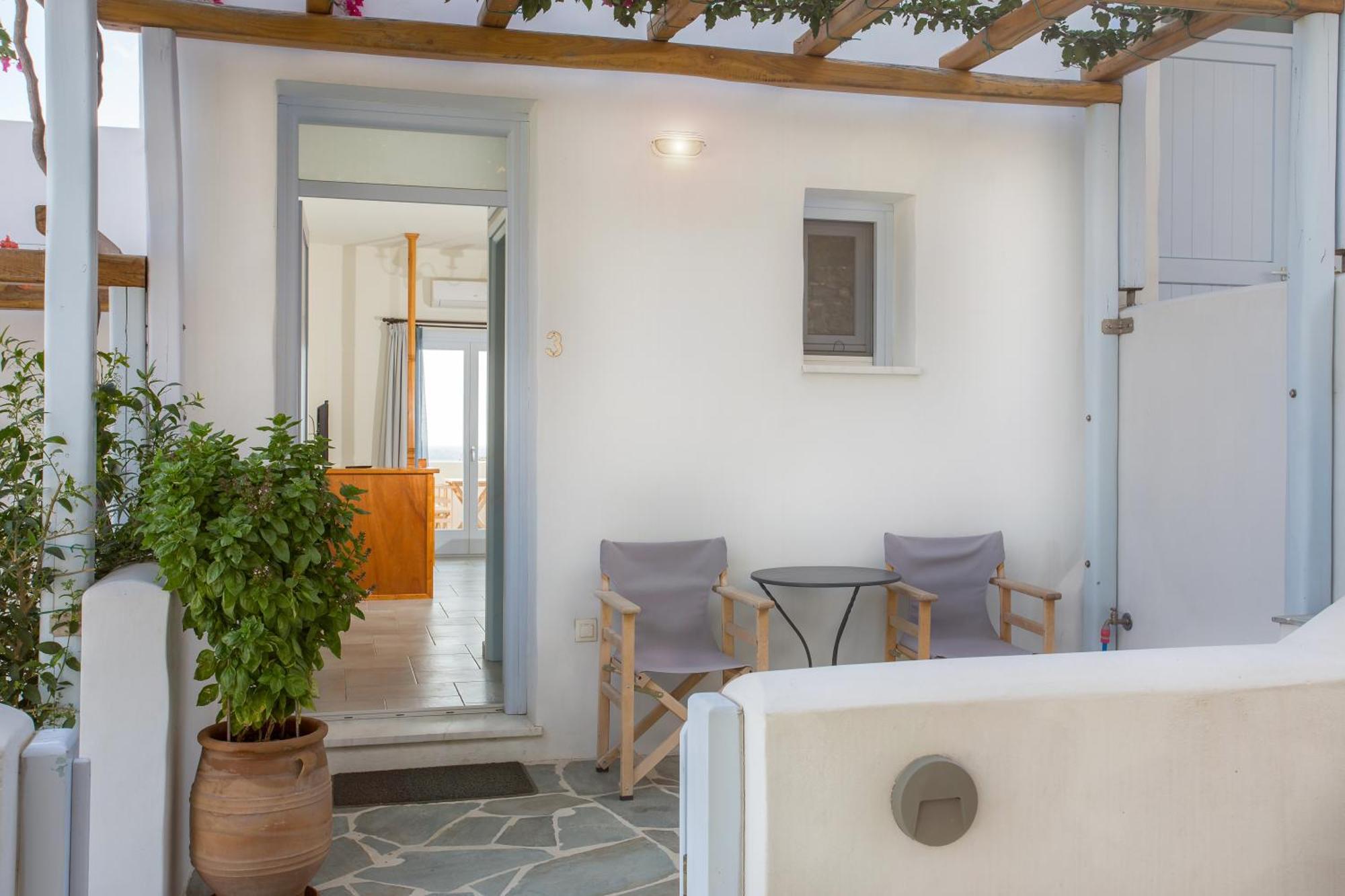 Amphitrite Apartments İskiri Dış mekan fotoğraf