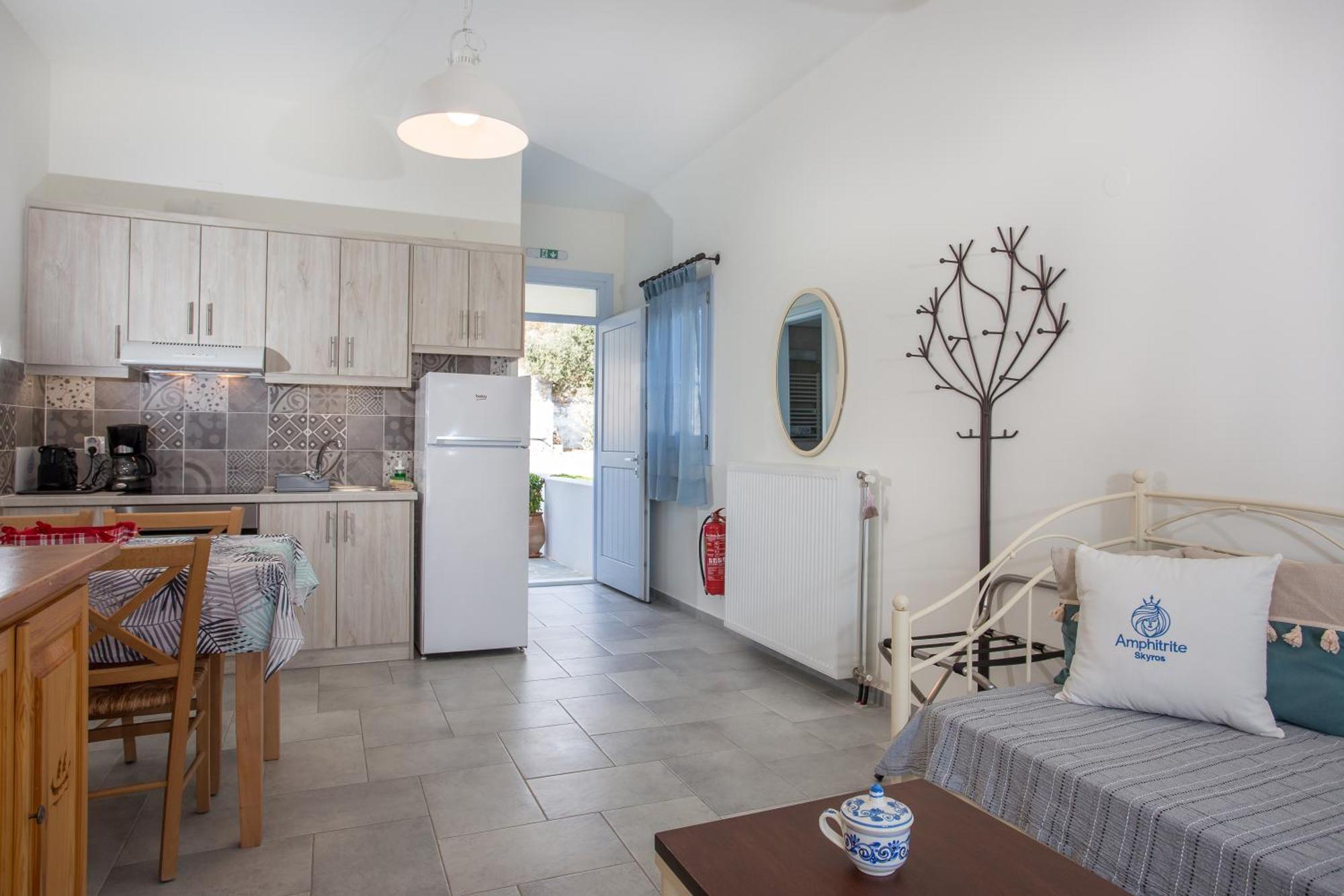 Amphitrite Apartments İskiri Dış mekan fotoğraf