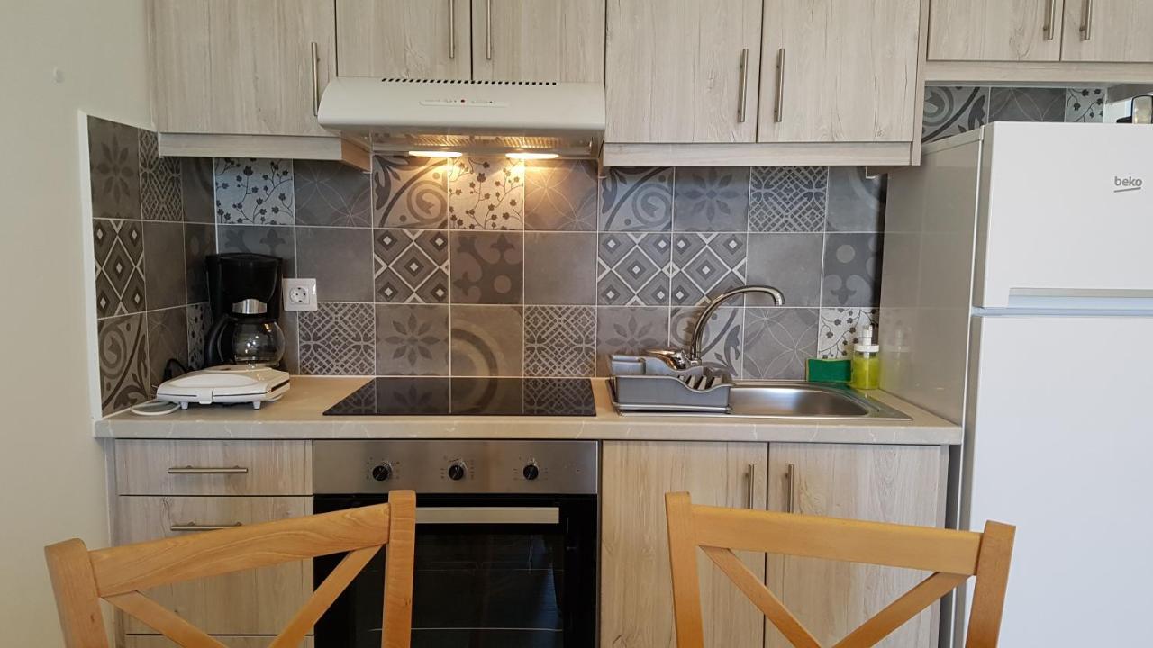 Amphitrite Apartments İskiri Dış mekan fotoğraf